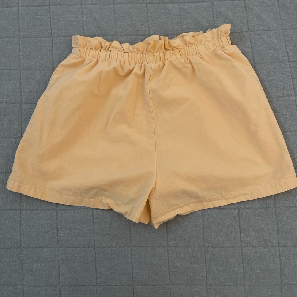 Lush cotton/linen blend shorts